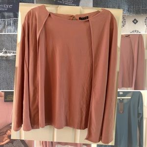 IMAN Global Chic Cape Top